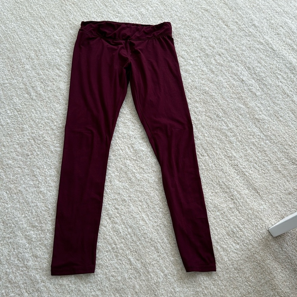 Hot Kiss Stretchy leggings size large maroon/cranberry